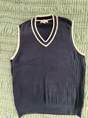 Kartell Navy Cable-Knit V-Neck Sweater Vest with White Trim-XL